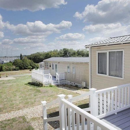 Mercury Yacht Harbour And Holiday Park Lower Swanwick Luaran gambar